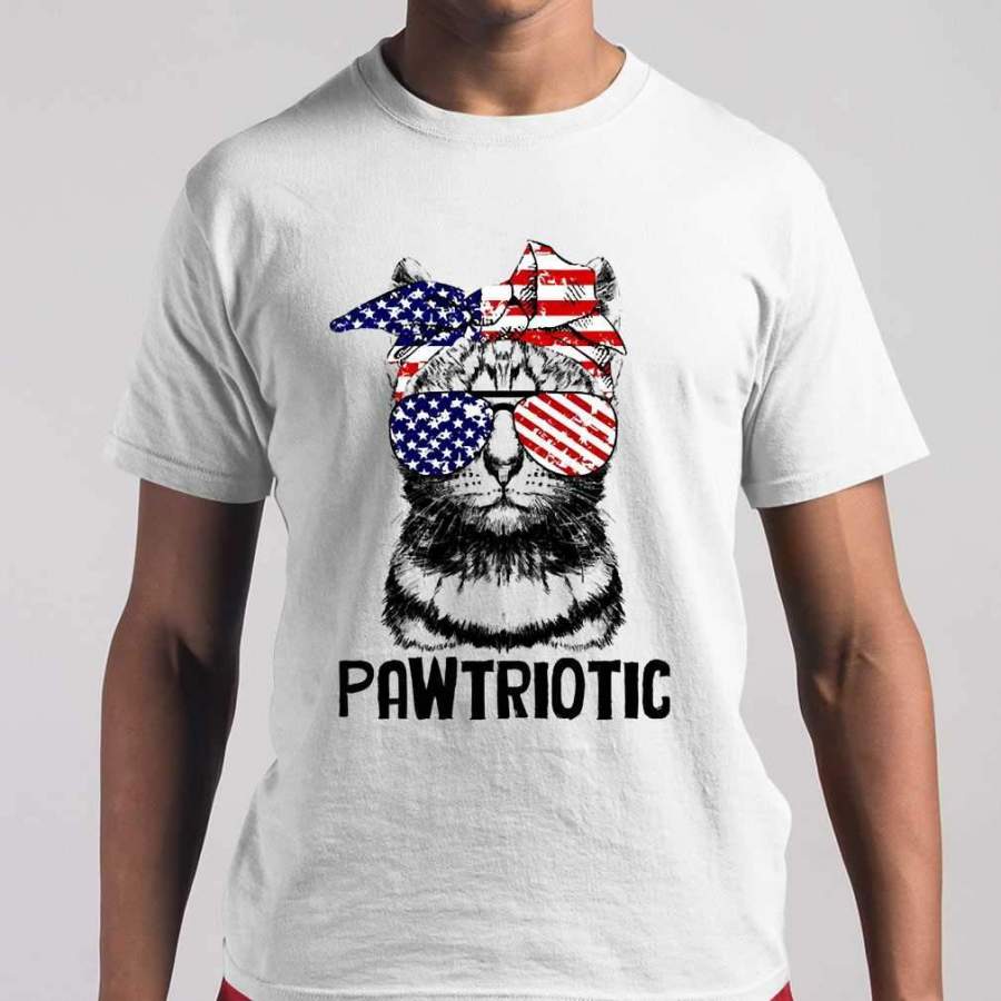 Pawtriotic Cat 4th of July American T-shirt