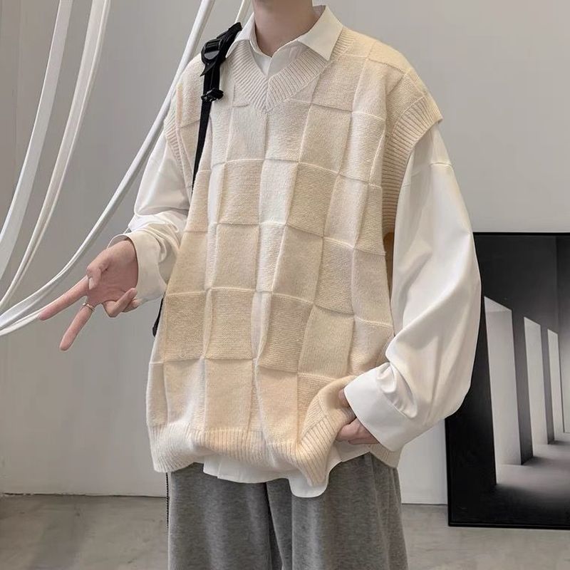 White Knitted Vest Men Solid Lattice Harajuku Soft Cotton Sweaters Y2k Spring Autumn Oversize V-neck Jumper Women Korean Clothes alx