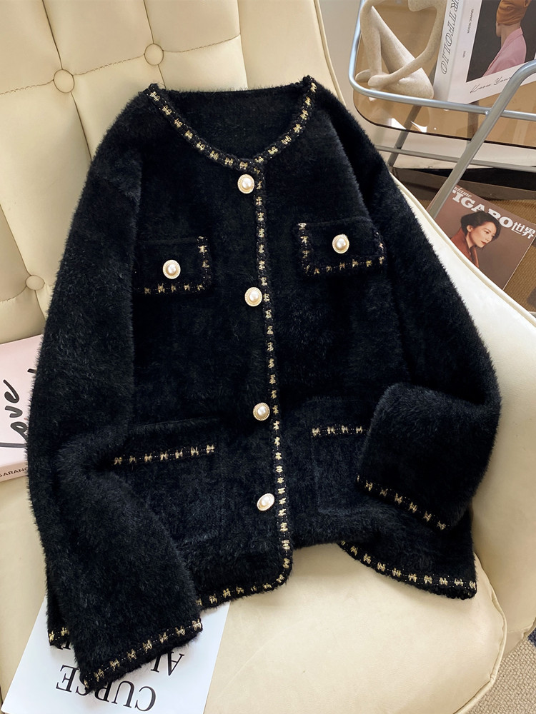 Autumn New Classic Style Knitted Cardigan V-neck Loose Pearl Button Soft Sweater Design Coat Knitted Cardigan Pull Femme alx