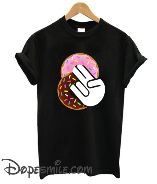 Two In The Pink One In The Stink Donut cool  T-Shirt