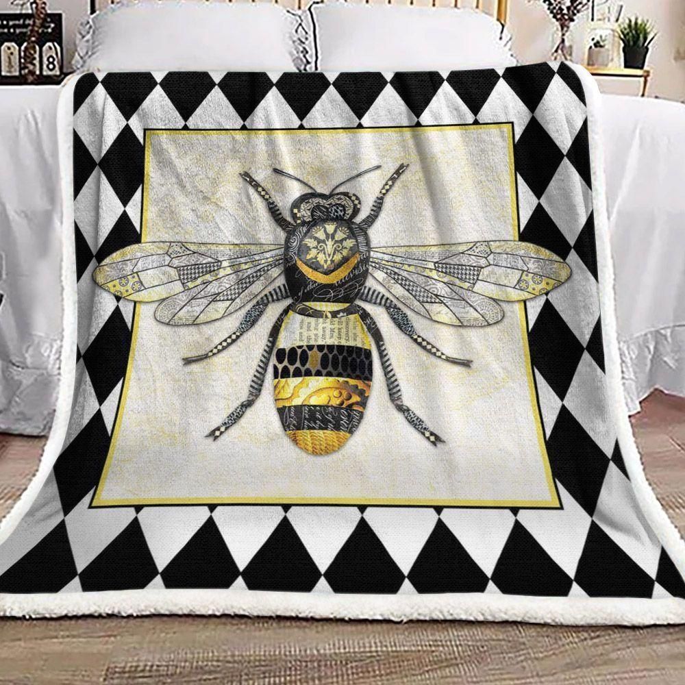 Bee Friendly Black And White Pattern Fleece Blanket, Sherpa Blanket, Gift For Parent, Family Member, Friends Gift, Christmas Gift, Home Decor, Home Living