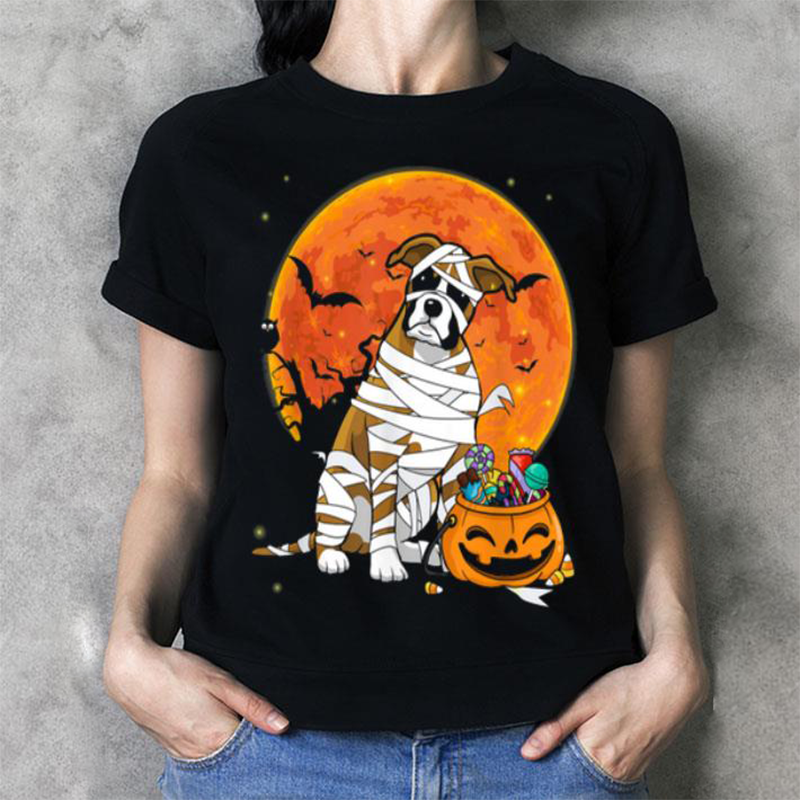 Cute Boxer Dog With Candy Pumpkin Halloween Gift Men Women T shirt