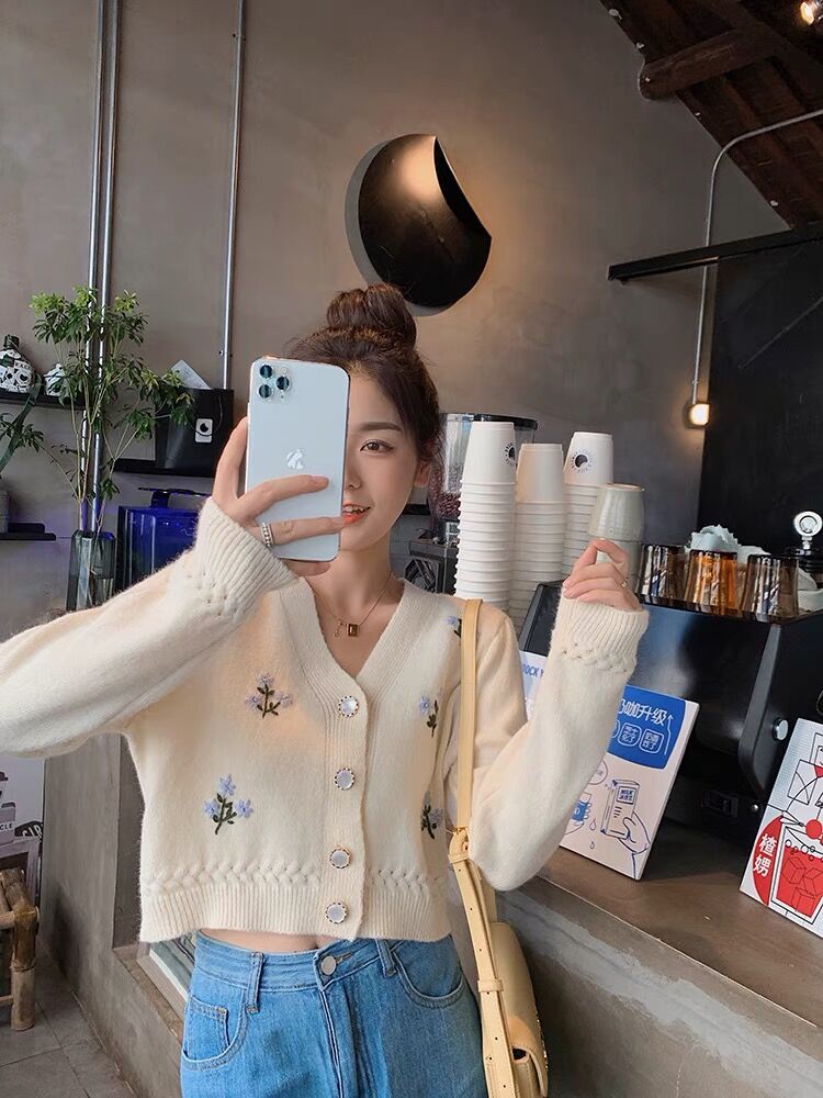 Sweters for Women Solid Color V-neck Bottomed Sweaters Women’s Autumn Long Sleeve Harajuku Sweater Woman Thin Cardigans alx