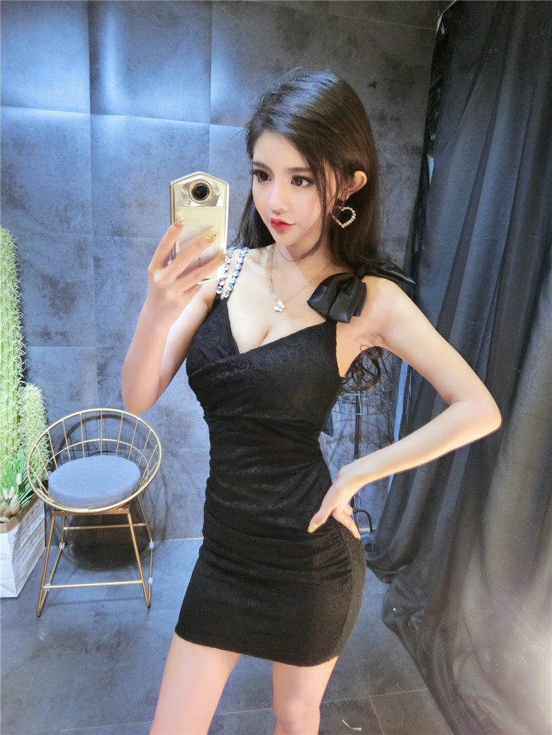 2020 new female slim fit bag hip split base sling deep V-neck low-cut sexy nightclub dress Office Lady Polyester alx