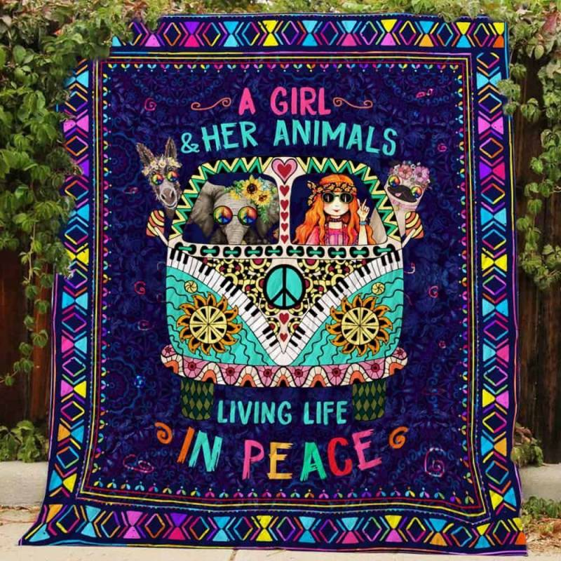 A Girl Her Animals JH1528 Quilt