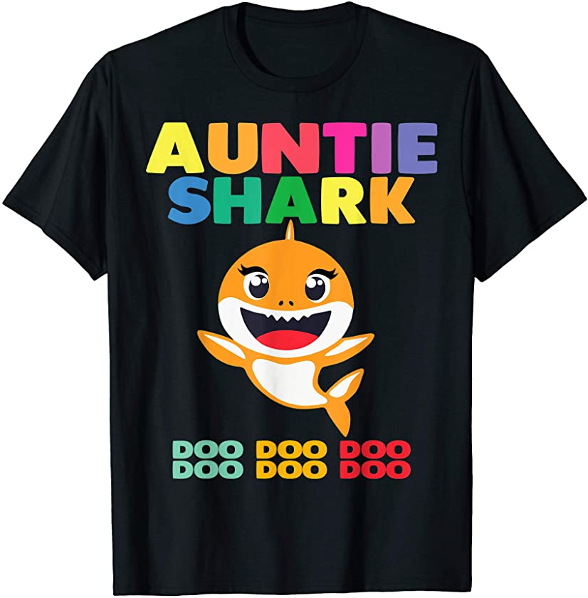 Auntie Shark Gift Cute Baby Shark Design Family Set Women T-Shirt