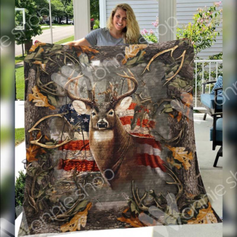 Deer Hunting A2001 83O39 Blanket