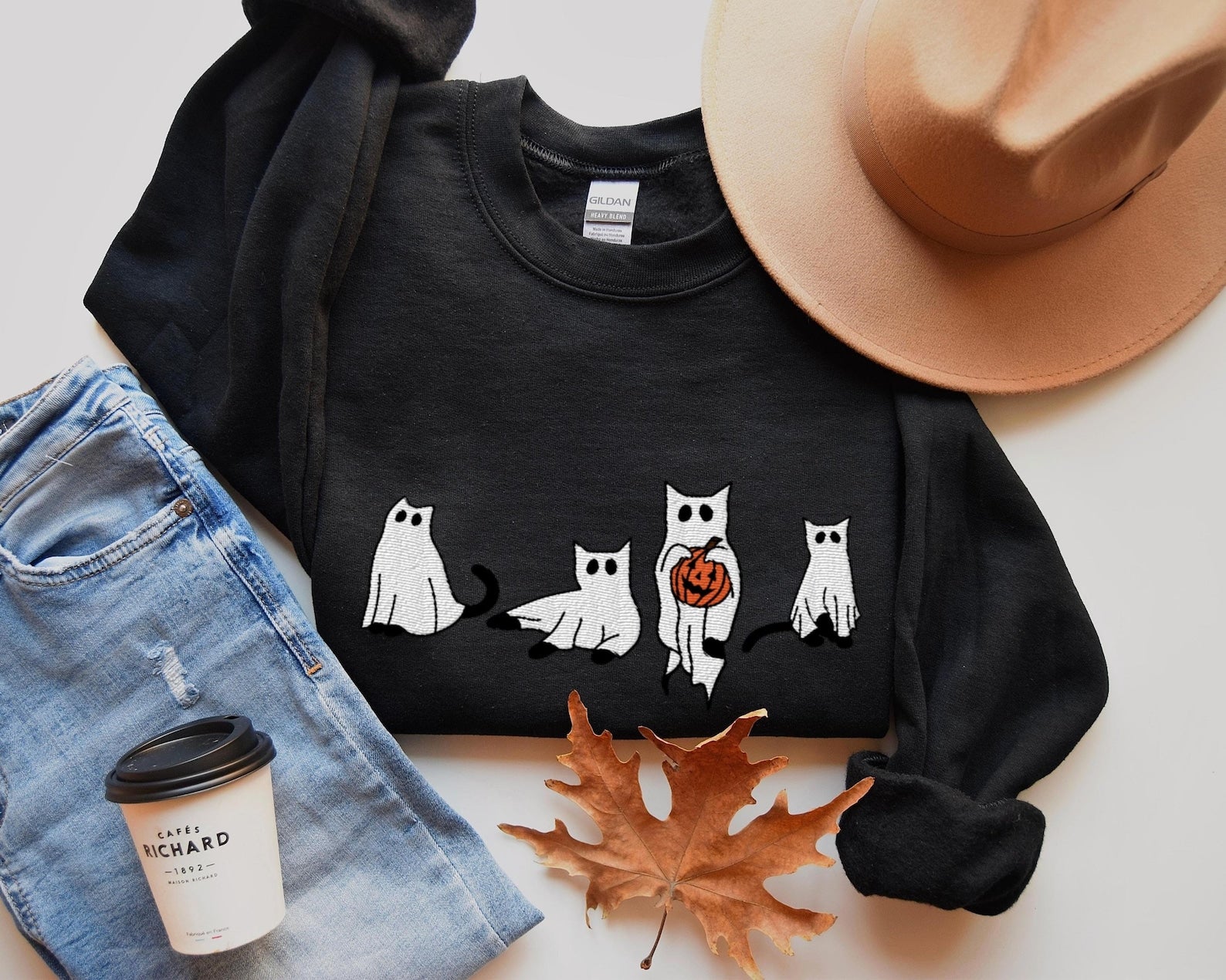 Embroidered Halloween Cat Sweatshirt 2D Crewneck Sweatshirt All Over Print Sweatshirt For Women Sweatshirt For Men Sws2563