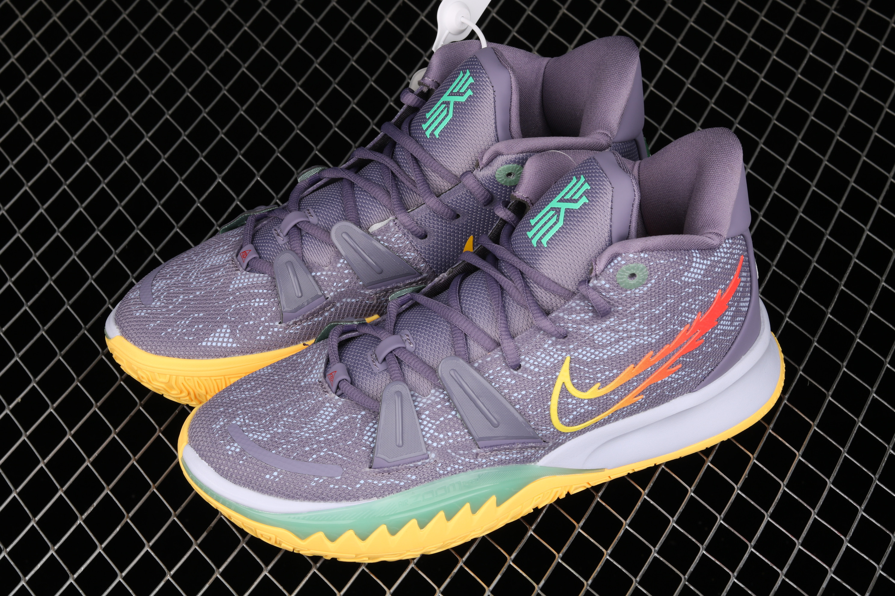 Nike Kyrie 7 Daybreak Sneakers, Men SNK629735937