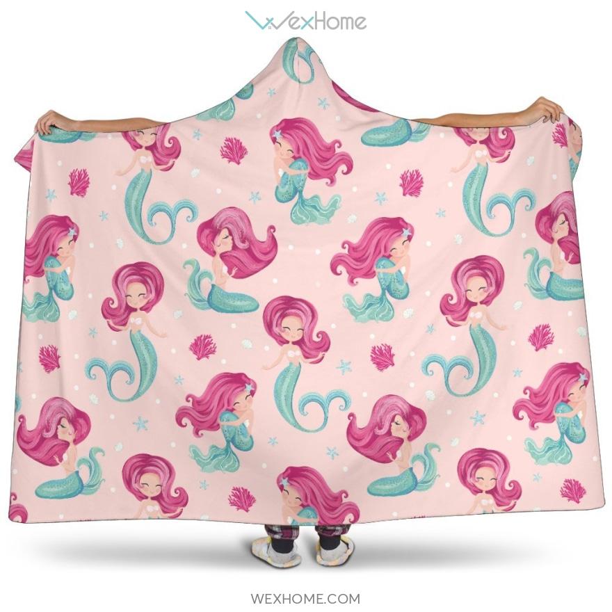 Cute Little Mermaid Pattern Hooded Blanket