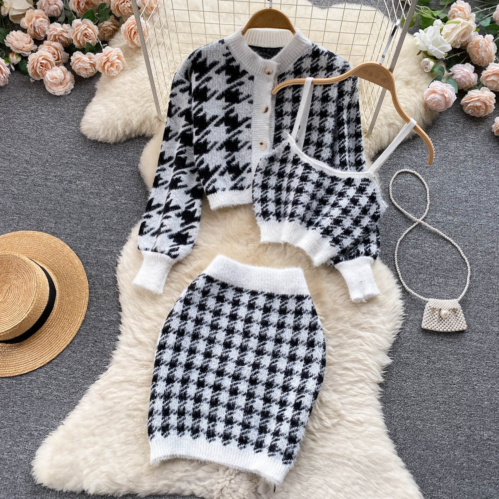 Women Knitted Plaid Three Piece Sets Autumn Winter Sweet Girl Small Pure Fresh Mini Skirt + Sling + Sweater Cardigan Slim Suits alx