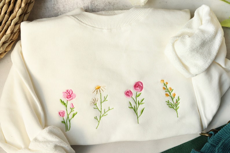 Wildflowers Embroidered Sweatshirt 2D Crewneck Sweatshirt All Over Print Sweatshirt For Women Sweatshirt For Men Sws2735