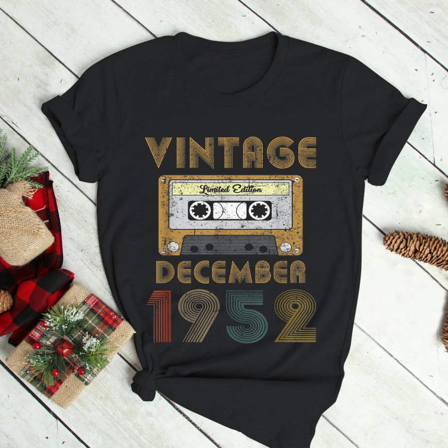 Vintage Made In December 1952 68th – 68 Years Old Birthday T-Shirt