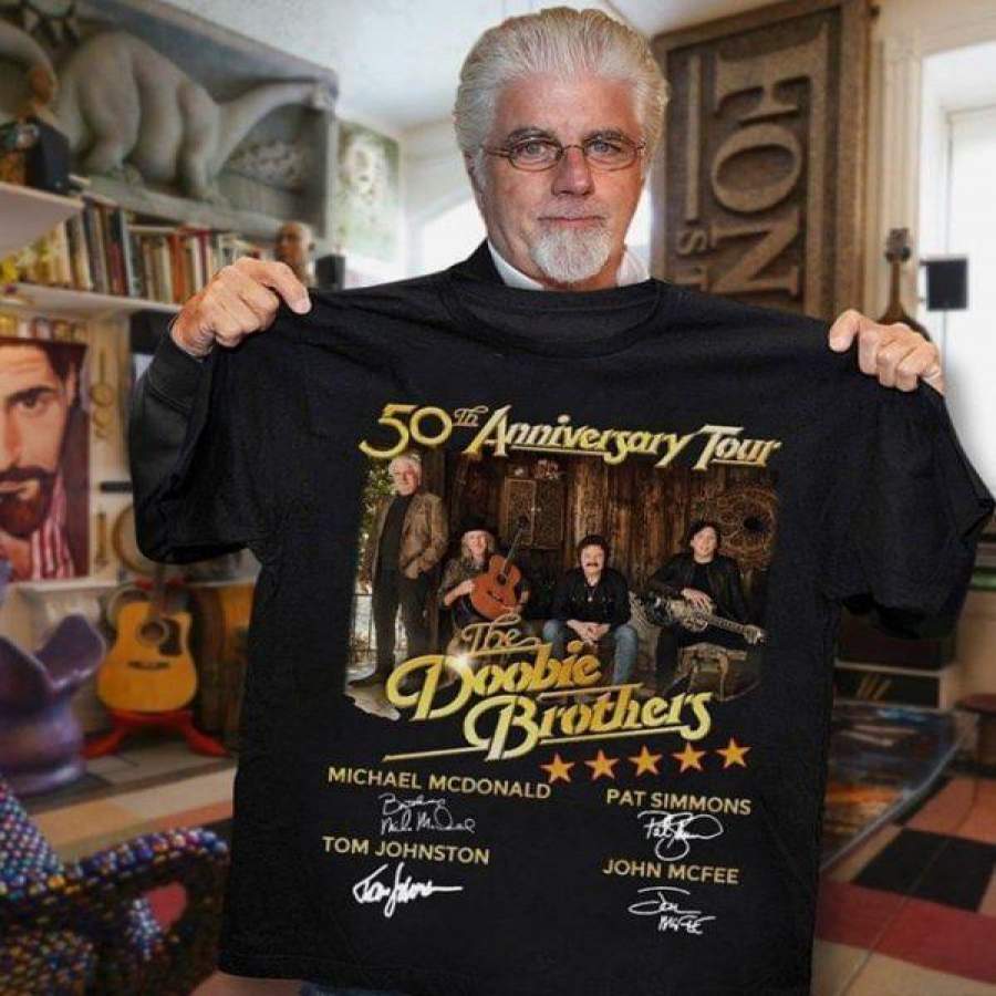 50th Anniversary Tour The Doobie Brothers Cast Signatures Black Cotton Reprint T-Shirt