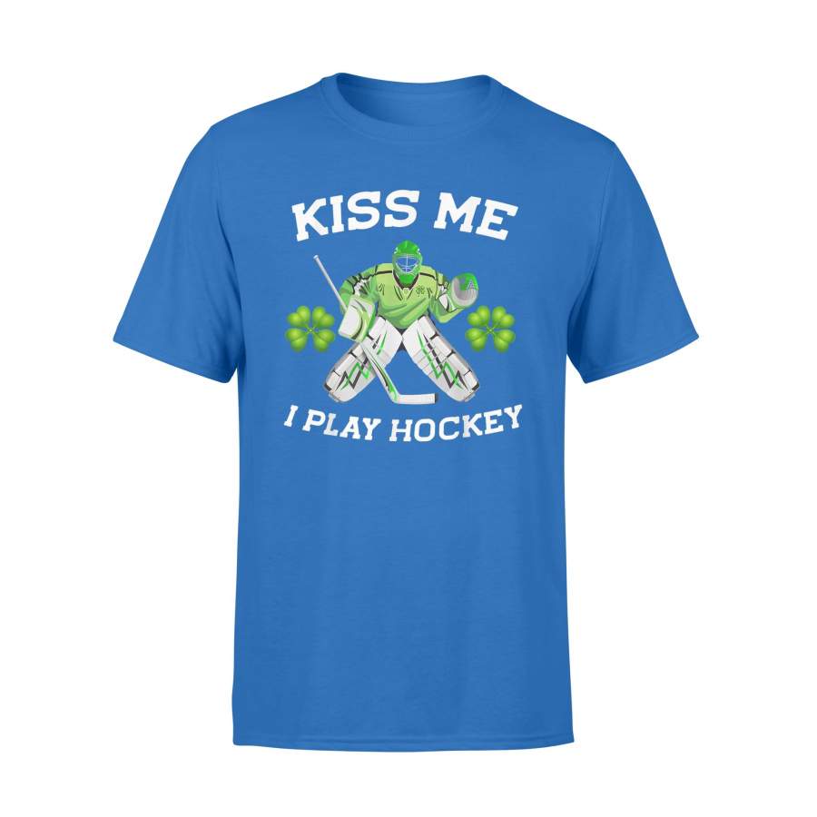 Kiss Me I Play Hockey Irish Hockey St Patrick's Day T-Shirt