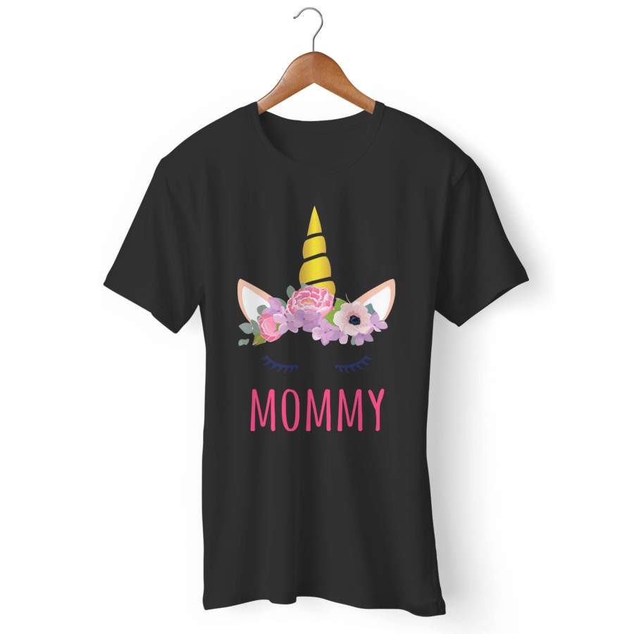 Unicorn Mom Cute Funny Unicorn Man’s T-Shirt