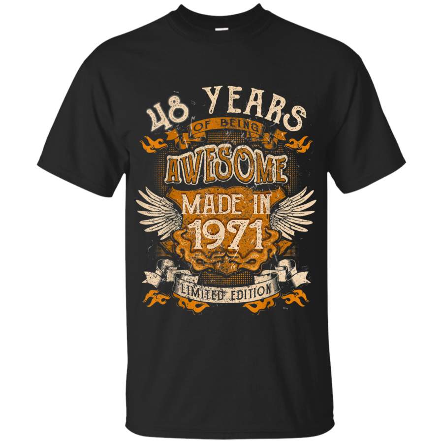 Vintage Made In 1971 48th Birthday Gift 48 years old awesome T-Shirt