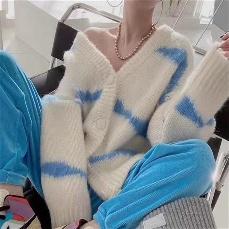 Sweaters For Women Aesthetic Cute Knitted Crochet Tops Thick Cardigans Woman Y2k Harajuku Autumn Winter Vintage Korean Fashion alx