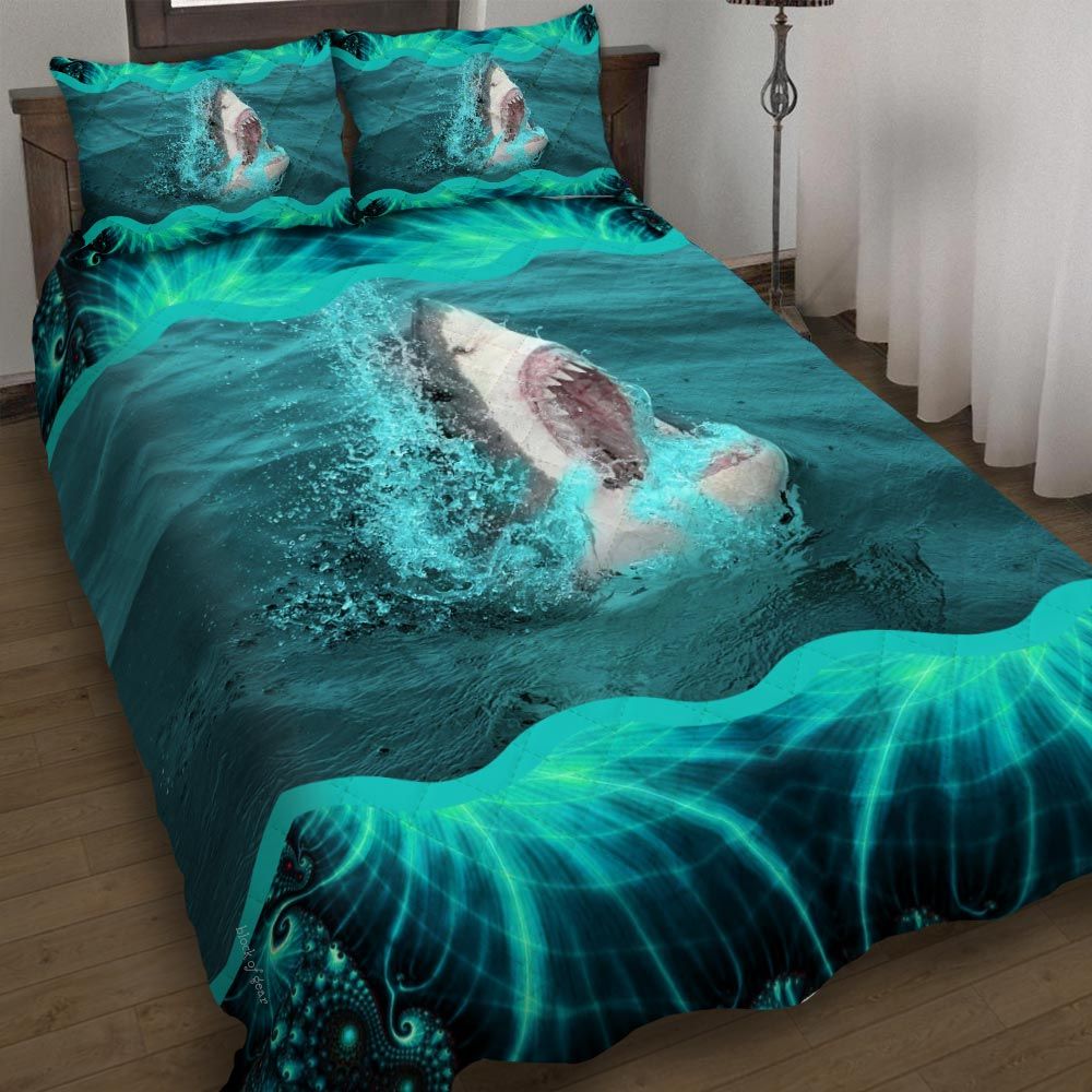 Shark Hh157 Iayr Quilt Bedding Set