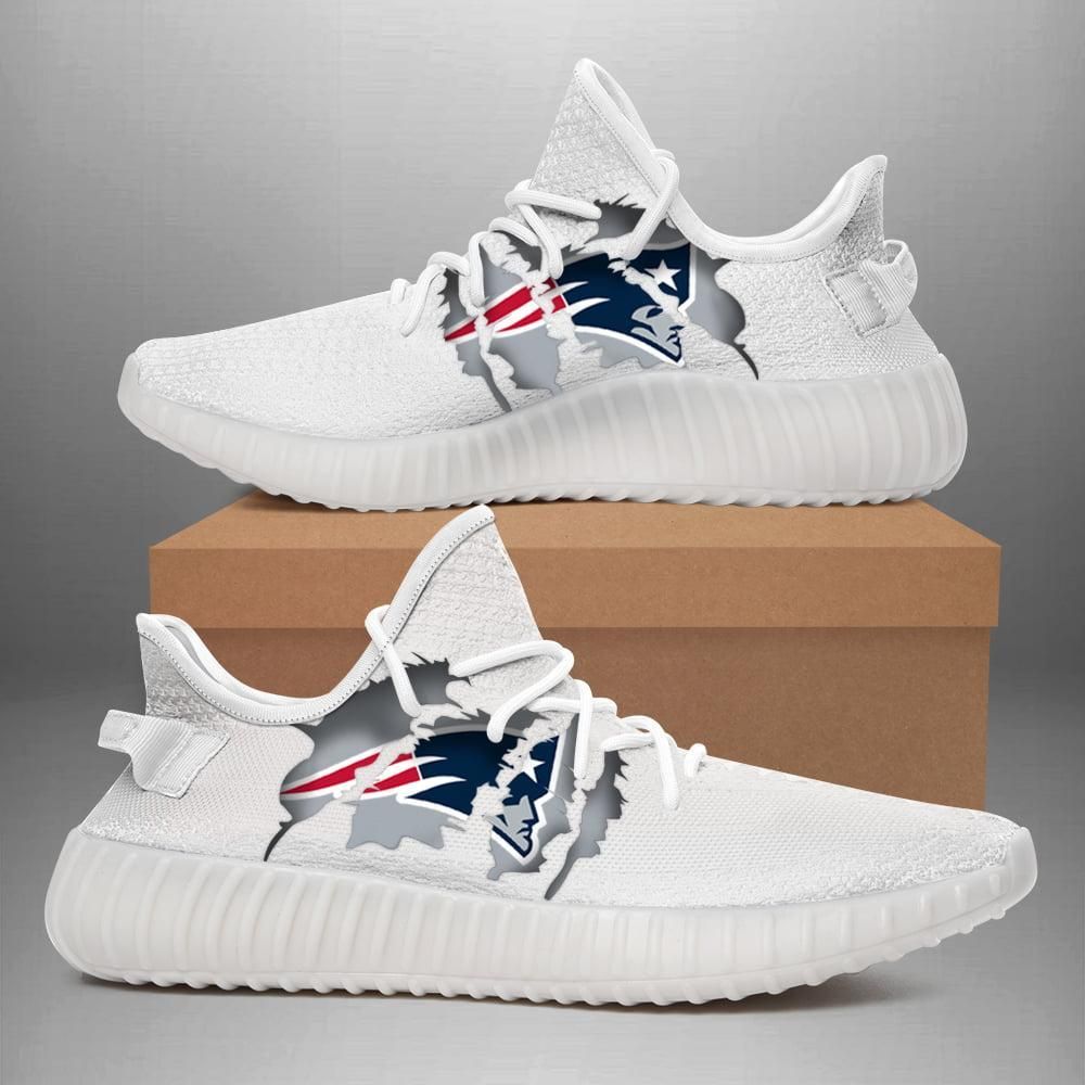 New England Patriots Yeezy Shoes Sneakers, Custom Yeezy Boost, Hypebeast Shoes, Custom Shoes, Custom Sneaker 1