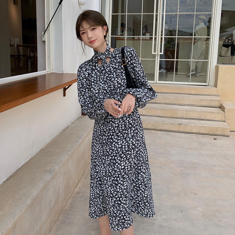 2022 Spring New Floral Women Dress French Sweet Elegant V-neck Pleated Thin Dresses Female Flower Print Casual Chic Long Dress alx