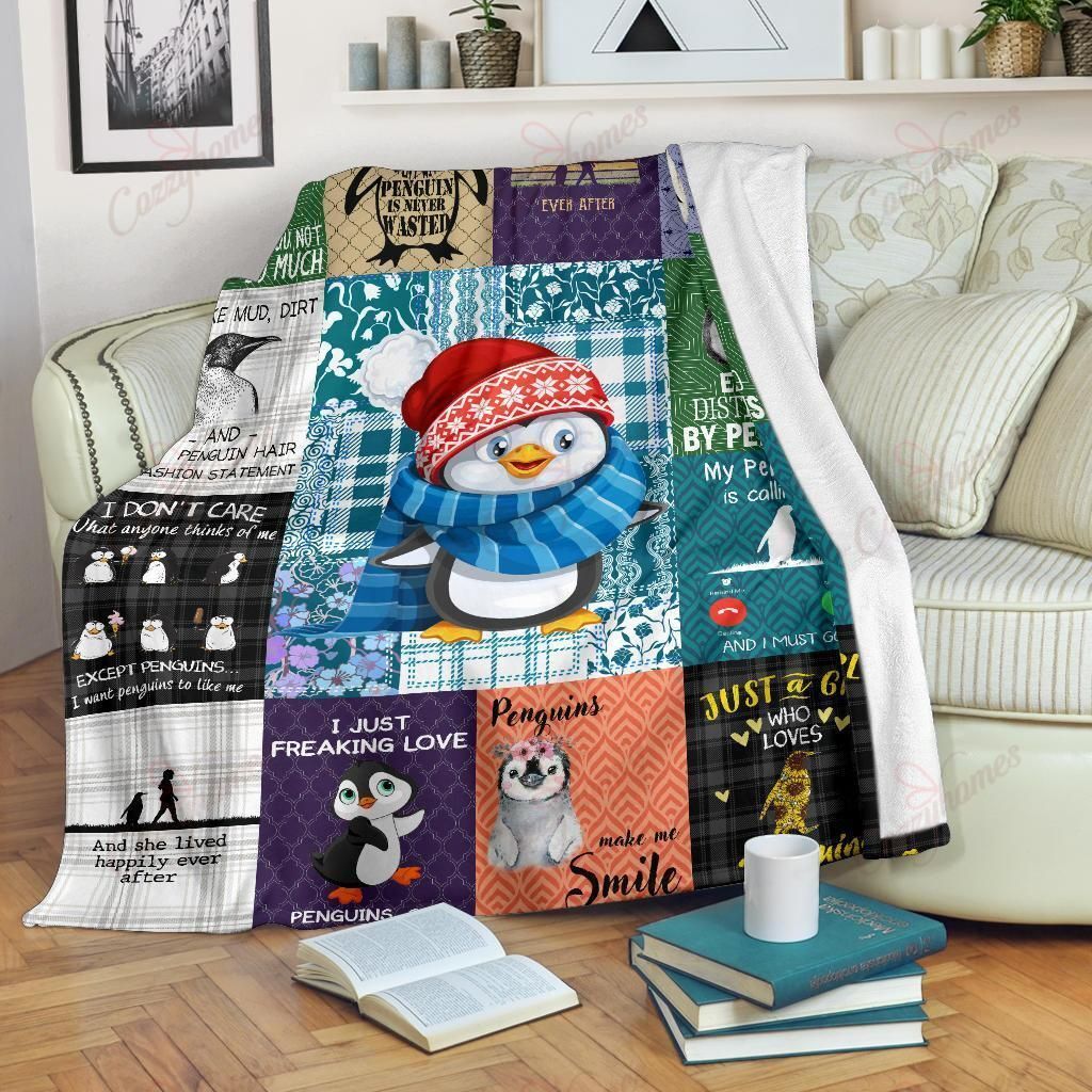 I Just Freaking Love Penguins YU2603604CL Fleece Blanket