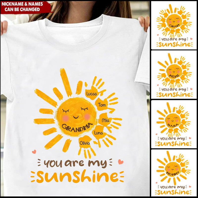 Lovely Grandma Auntie Mom Sun With Handprint Kids, You Are My Sunshine Personalized Shirt, Mother’S Day Shirt