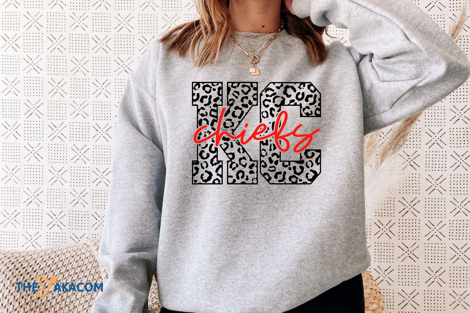 Cheetah Print Super Bowl Lvii Kansas City Kc American Football Red Kingdom Sweatshirt Long Sleeve Crewneck Casual Pullover Top