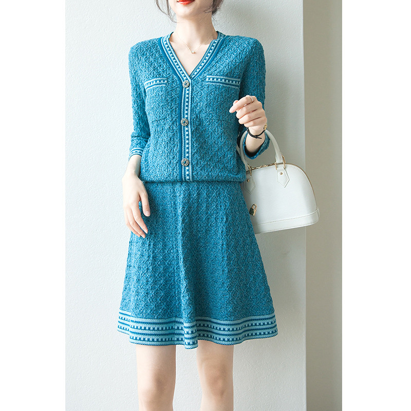 Autumn 2020 New Women 2 Piece Sets V-Neck Single-Breasted Striped Knitted Sweater Coat + A-Line Short Skirt Two-Piece Female alx