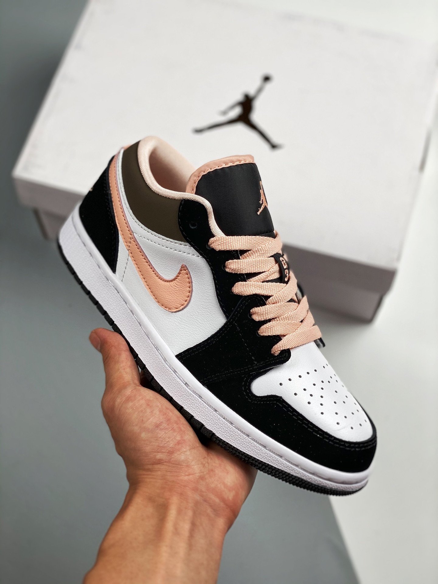 JD 1 Low Peach Mocha 600923