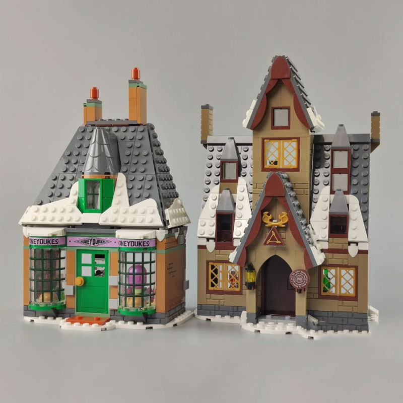 X19070 Movie Architecture Hogsmeade Village Visit Set Model Building Blocks 851pcs Bricks Kids Toys Christmas Gift Set 76388 alx