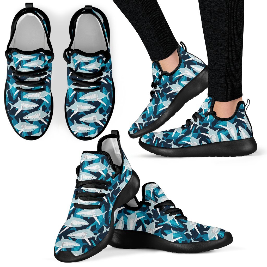 Circling Shark Pattern Print Black Men Women Knit Sneaker