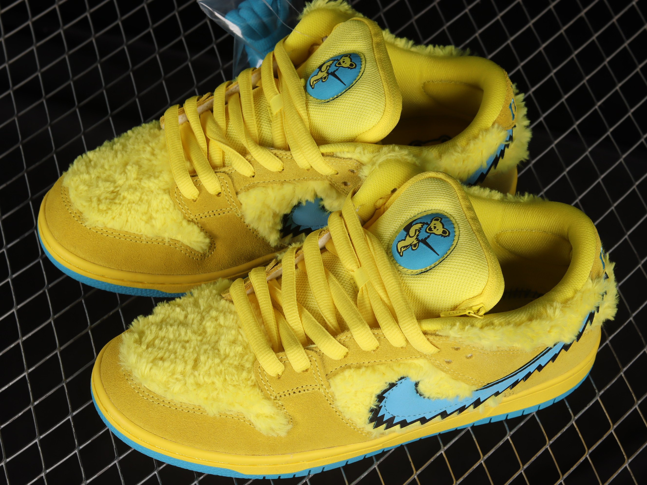 Nike SB Dunk Low Grateful Dead Bears Opti Yellow Shoes Sneakers SNK778995636