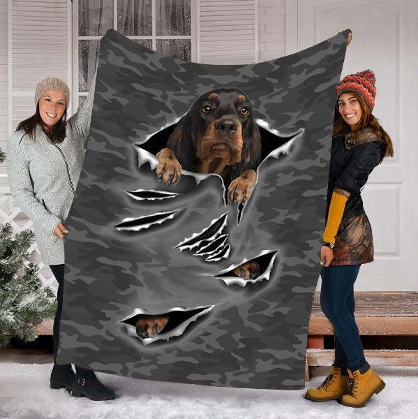 Personalized Dog Gift – Gordon Setter Puppy Scratch For Dog Lovers – Fleece Blanket