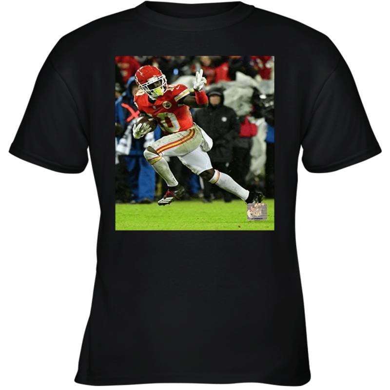 Tyreek Hill Kansas City Chiefs 2018 Action Youth T-Shirt