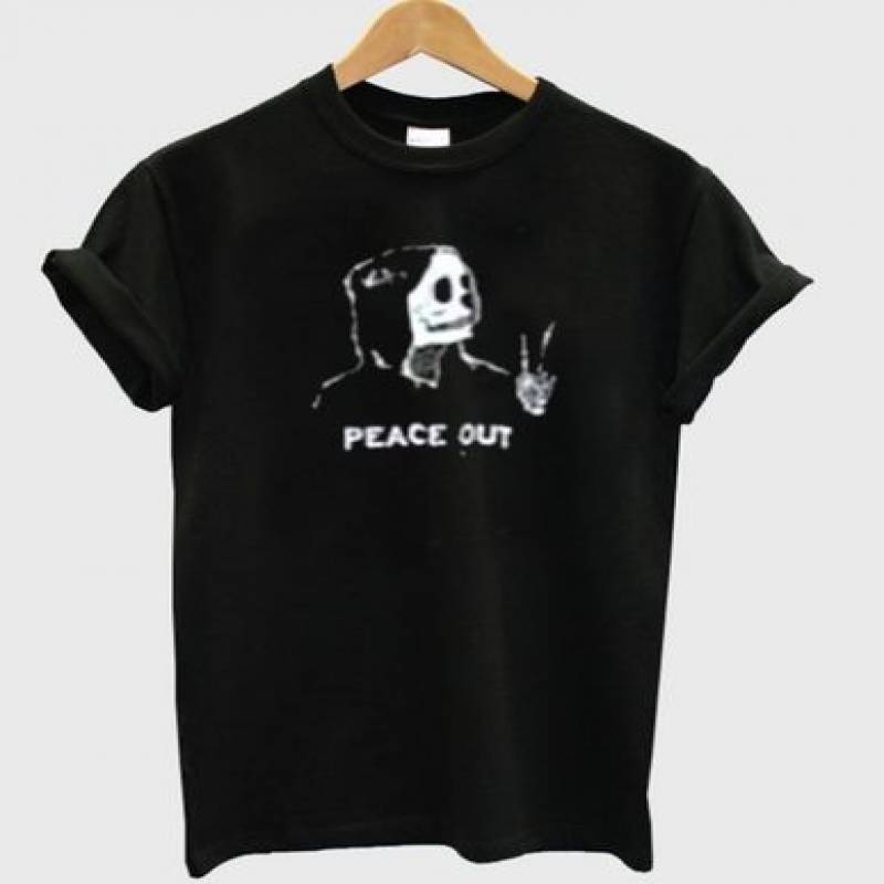 Peace out t-shirt