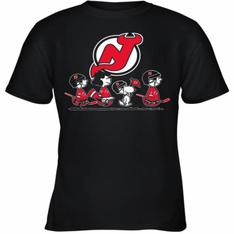 The Peanuts New Jersey Devils Hockey Logo Youth T-Shirt