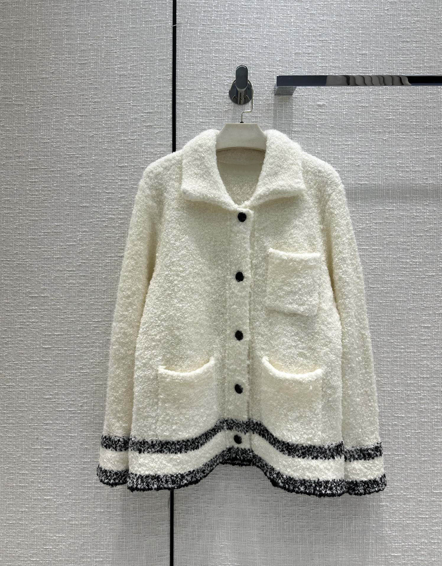 11.21 KlasonBell Temperament Fashion Lapel Single Breasted Long Sleeve Letter Back Knitted Plush Cardigan Coat Women alx