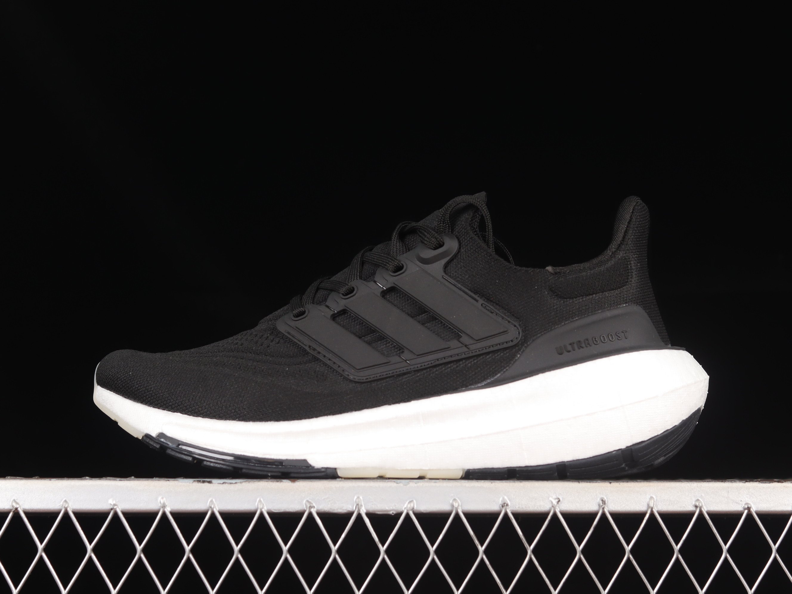 adidas Ultraboost Light Core BlackCrystal White Shoes Sneakers SNK655479659