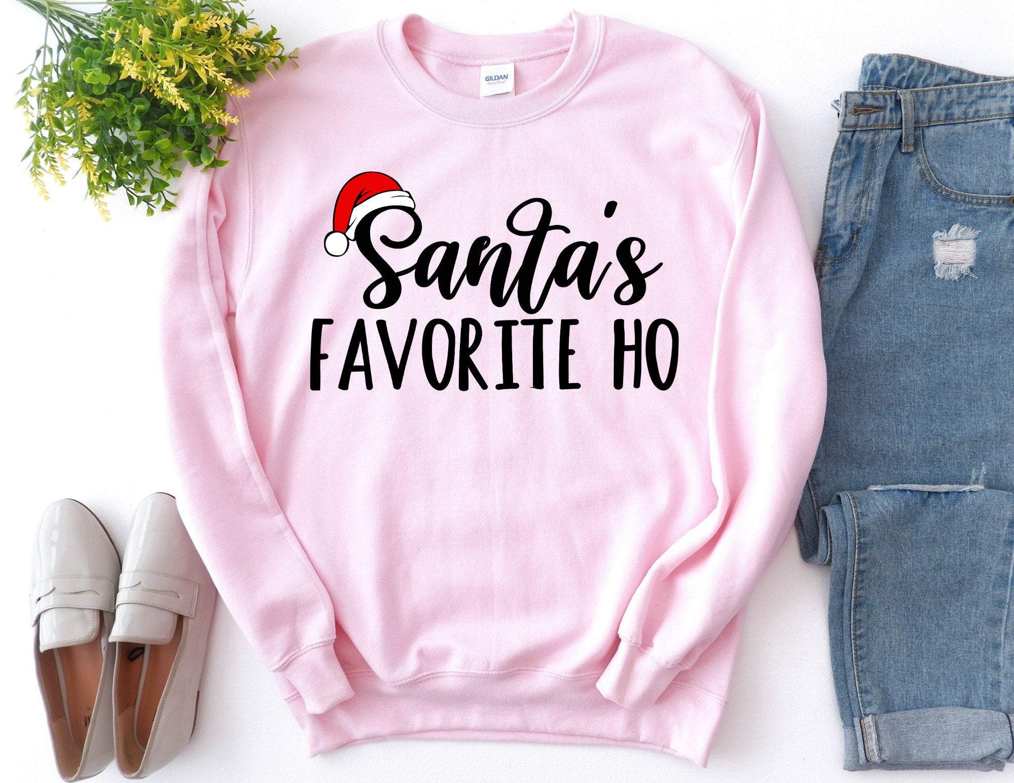 Santa’S Favorite Ho Christmas Sweatshirt, Christmas Sweatshirt, Christmas Sweater, Funny Christmas Sweater, Christmas Gift T-Shirt Hoodie All Color Size S-5Xl