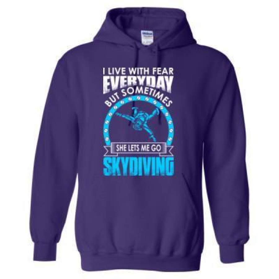 AGR I Live With Fear Everyday But Sometimes She Lets Me Go Skydiving – Heavy Blend™ Hooded Sweatshirt