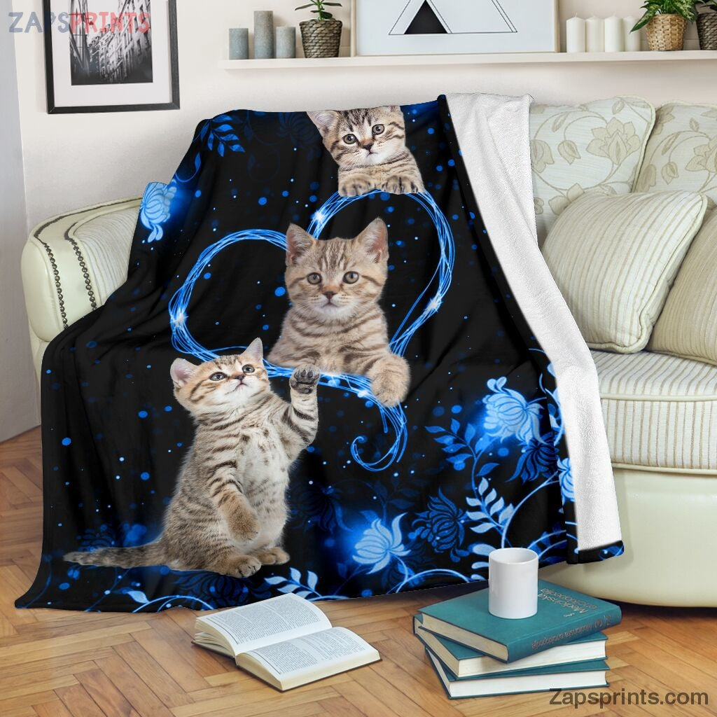 Twinkling Blue Heart Cat Blanket – Cool Gift Ideas