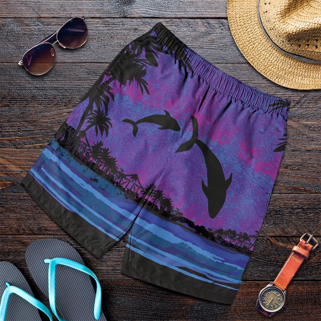 Hawaiian Dolphin In Night Polynesian Men’S Shorts