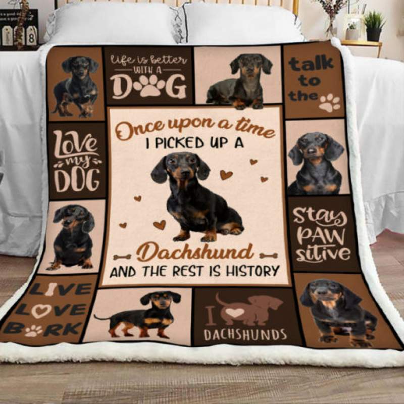 Dachshund Dog Sherpa Blanket JR1402 77O58