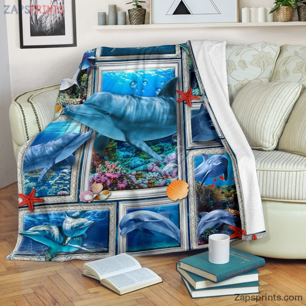 Dolphin Swimming 3D Blanket – Cool Gift Ideas