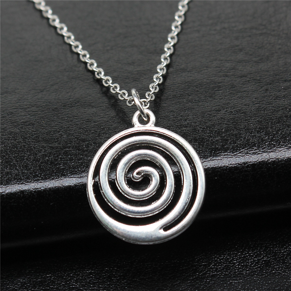 2022 New Fashion Men and Women Necklace Retro Simple High Quality Swirl Pendant Popular Necklace Jewelry alx