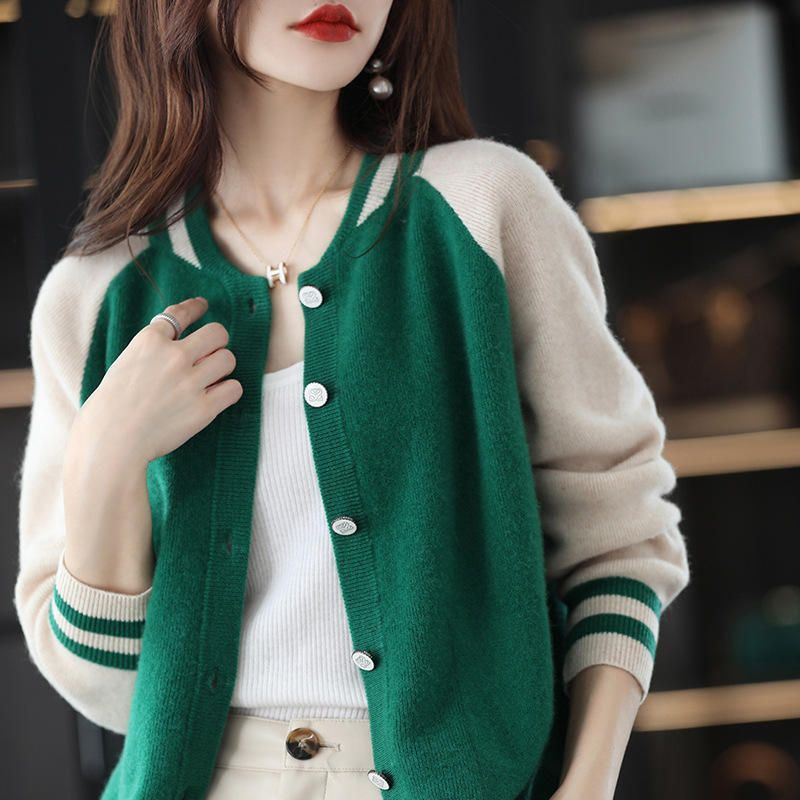 Black baseball uniform wool jacket women’s early autumn new style small retro loose fashion all-match sweater sweater alx