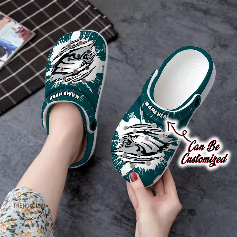 Eagles Personalized PEagles Football Ripped Claw Clog Shoes