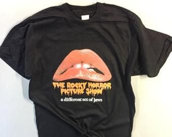 1975 Nos Vintage Rocky Horror Picture Show Movie Promo T-shirt Unused 20th Century Fox Rock Concert Broadway Meatloaf Halloween Monster Tee 7790