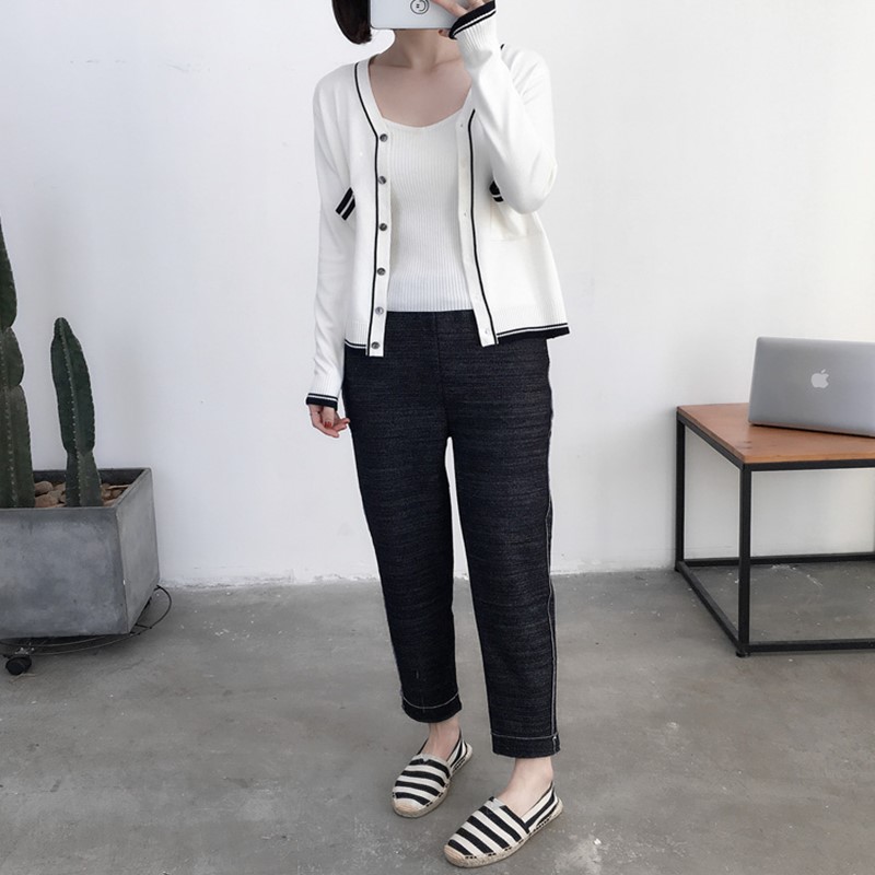 2019 new spring women cardigan fashion casual long sleeve knitted sweater cardigan female loose V-neck short sweater coat alx